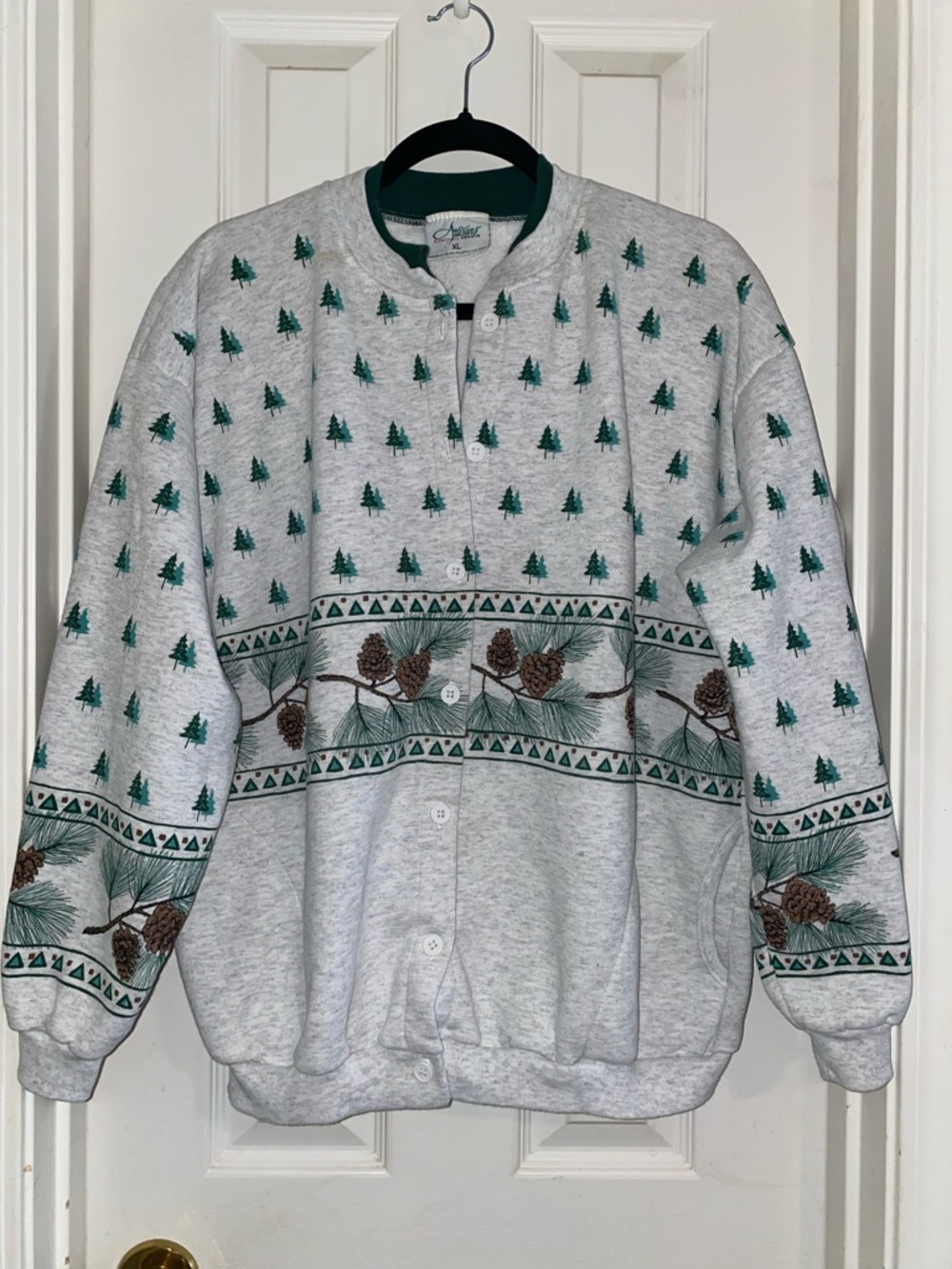 Heather Gray Pine & Cone Button-Front Cardigan Jacket